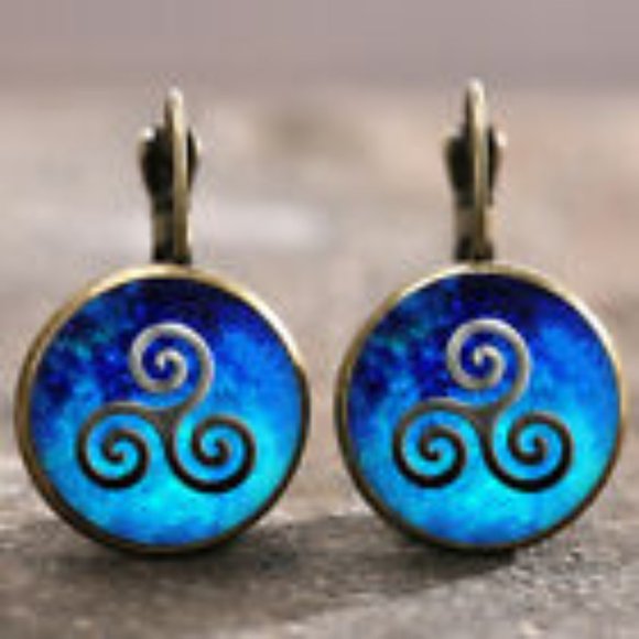 Jewelry - Blue Swirl Lever Back Earrings